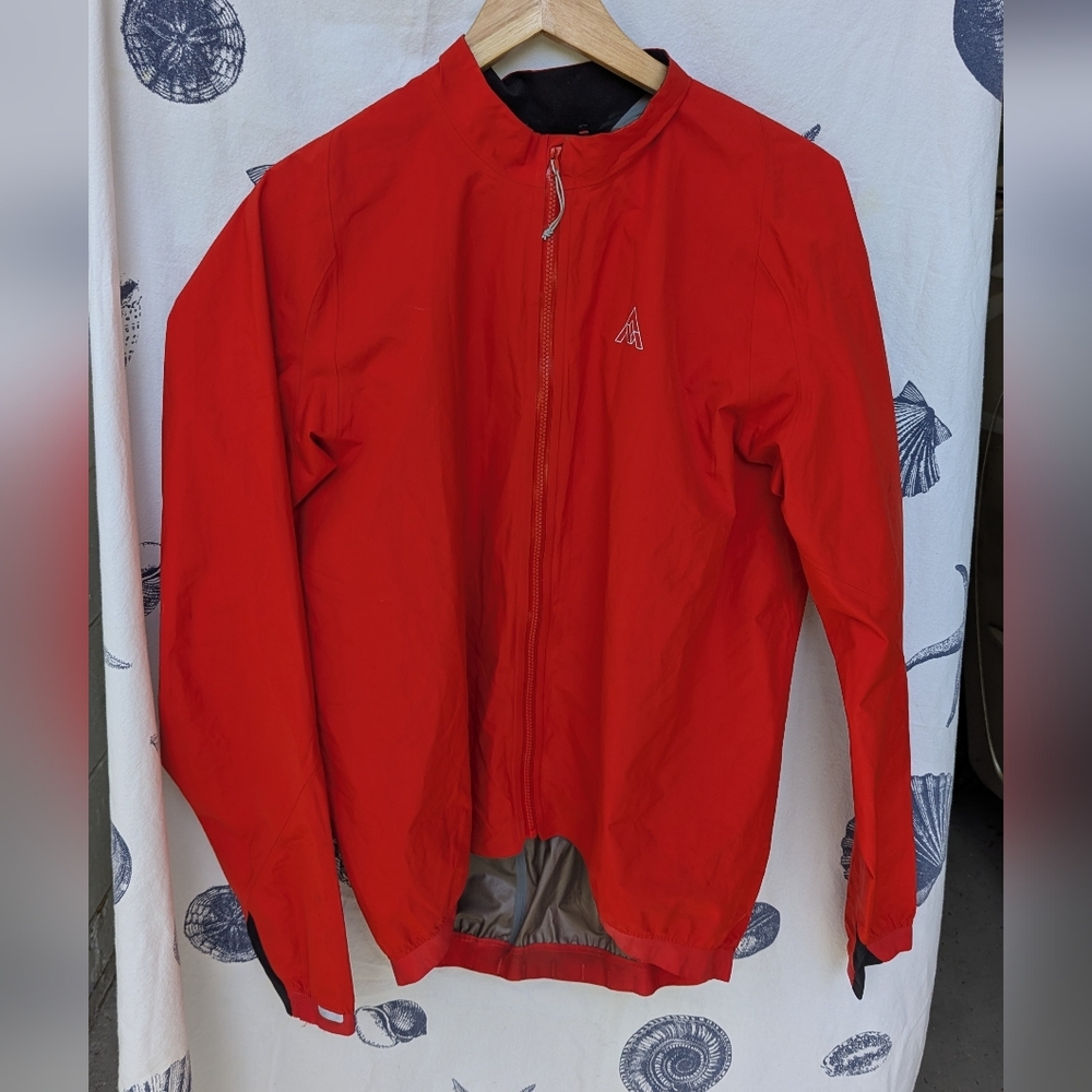 7mesh Resistance Jacket Size L Laser Red For Running/Cycling